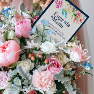 Doménica: Invitación de boda primaveral y romántica