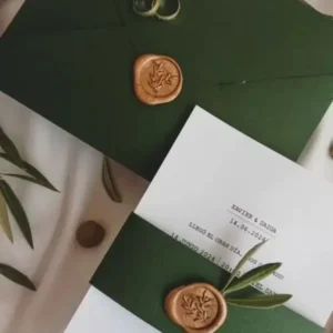 Olive: Invitación de boda atemporal y elegante